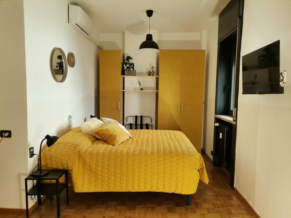 Guesthouse Tree Rooms Industrial Bergamo Exterior photo
